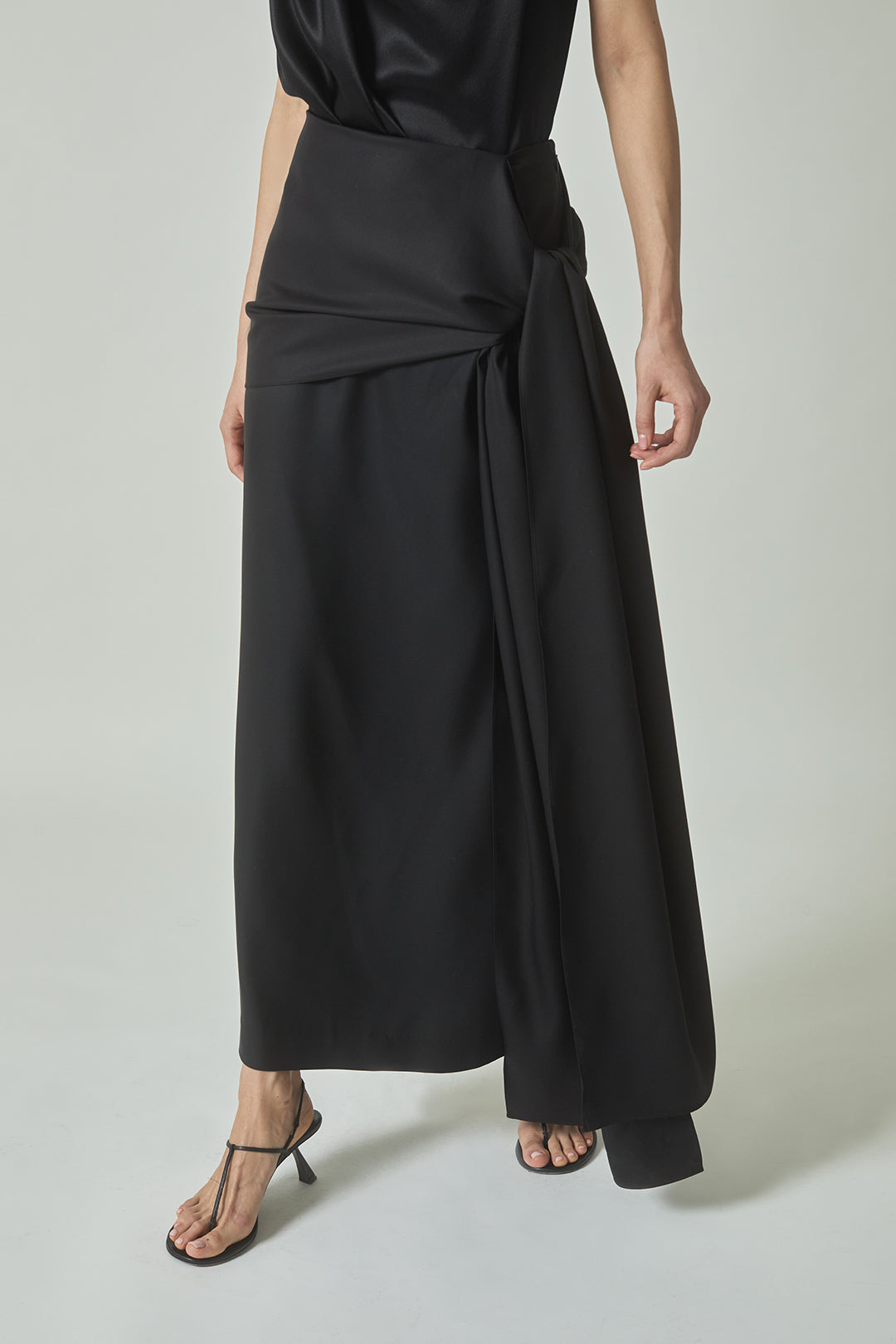 Helena Skirt in Black