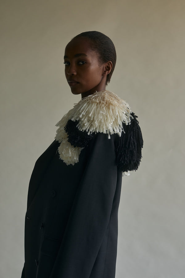 Pom Pom Brooch in Ivory