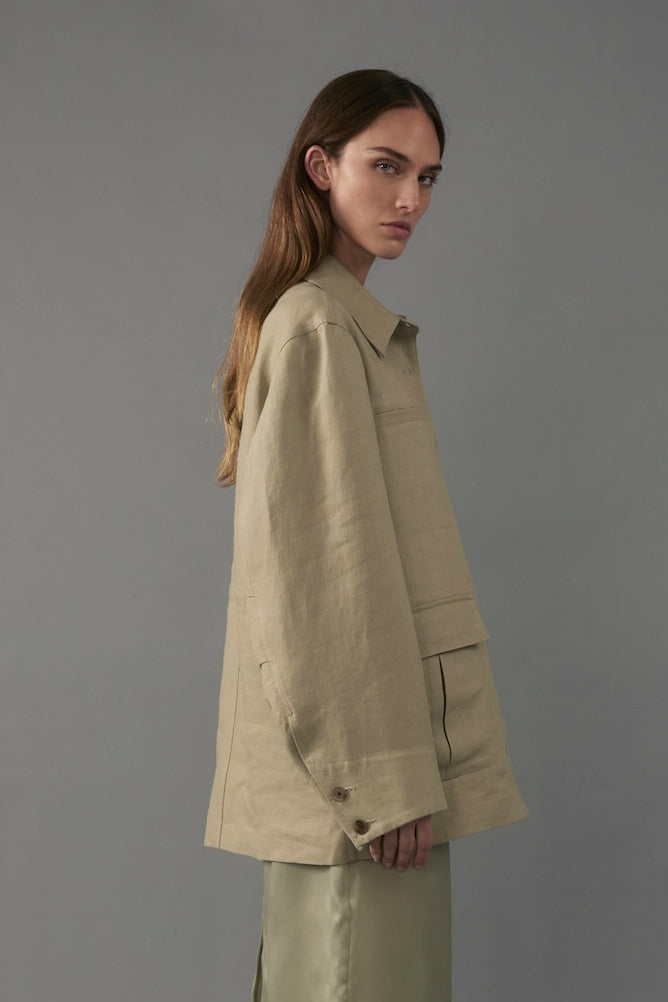 Barn Jacket in Linen
