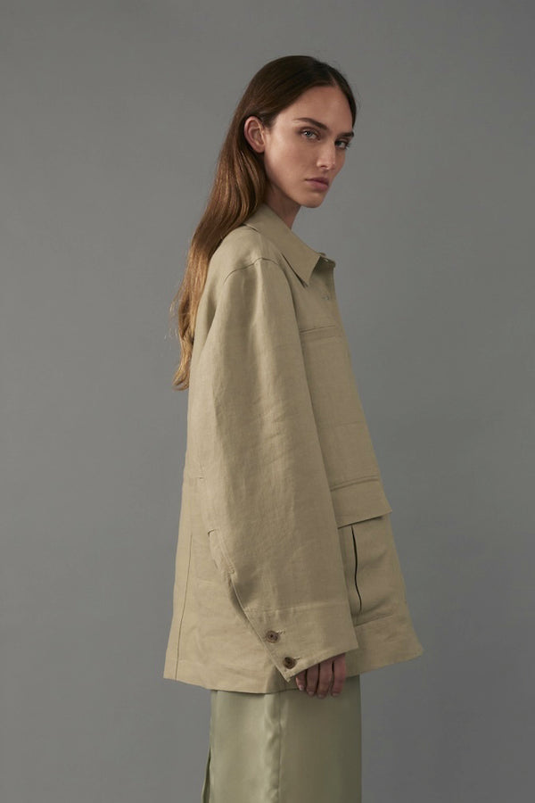 Barn Jacket in Linen
